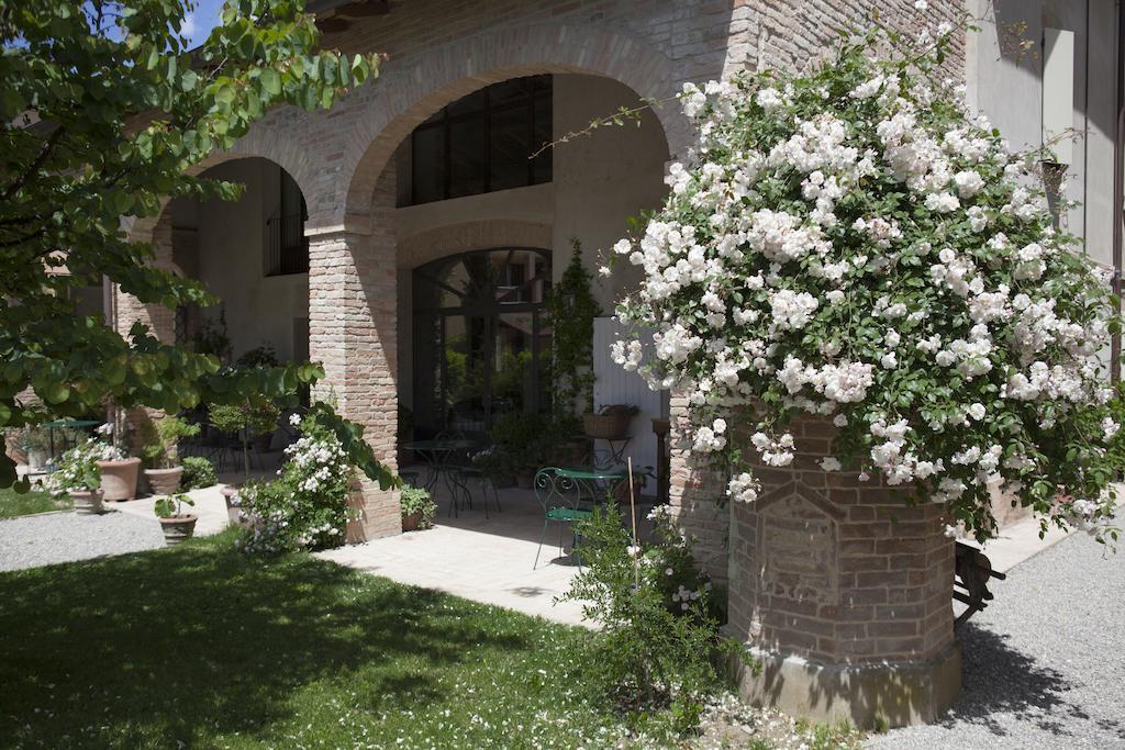 Villino Di Porporano Bed & Breakfast ปาร์มา ภายนอก รูปภาพ